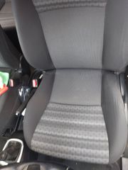Toyota Yaris 2016 DIESEL D-4D-thumb-16
