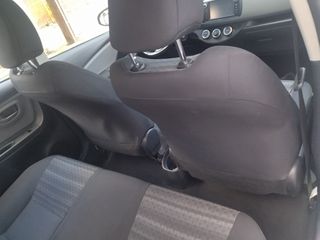 Toyota Yaris 2016 DIESEL D-4D-thumb-18
