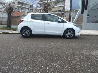 Toyota Yaris 2016 DIESEL D-4D-thumb-6