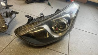 Εμπρός αριστερό φανάρι Hyundai i30 (GD) II 2012-2014 5πορτο και Hyundai i30 (GD) II 2013-2017 3πορτο, γνήσιο μεταχειρισμένο με λαμπα H7U