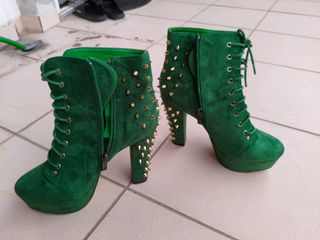 Γυναικεία μποτάκια με πλατφόρμα πράσινα με χρυσά τρουκς Νο 40