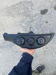 Toyota Yaris χειριστήρια κλιματισμού καλοριφέρ