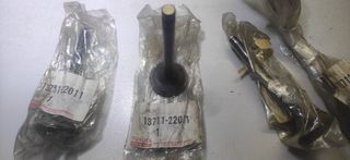 TOYOTA	ΒΑΛΒΙΔA ΕΙΣΑΓΩΓΗΣ	13711-22011	TOYOTA 1000, STARLET