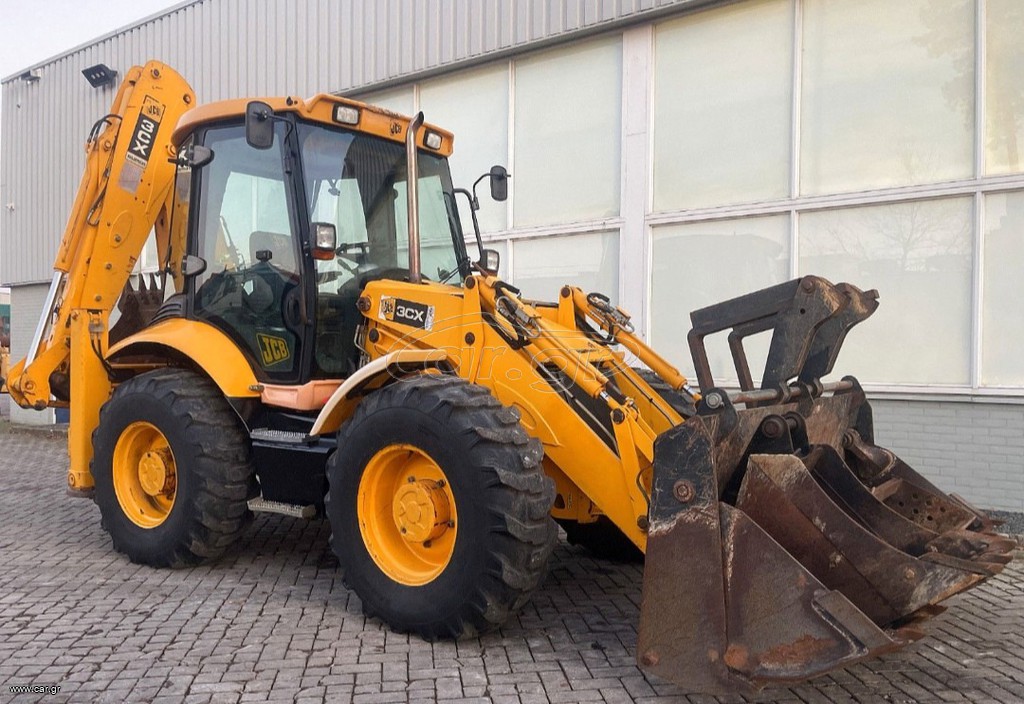 Εκσκαφέας Με Λάστιχα JCB 2005 3cx