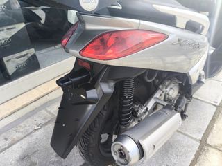 Yamaha XMAX 250 2011-thumb-11
