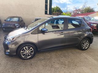 Toyota Yaris 2015 1.3 VVTI CAMERA-thumb-2
