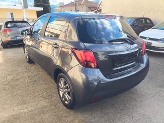 Toyota Yaris 2015 1.3 VVTI CAMERA-thumb-13