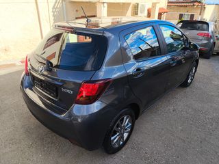 Toyota Yaris 2015 1.3 VVTI CAMERA-thumb-6