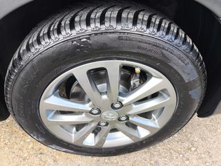 Toyota Yaris 2015 1.3 VVTI CAMERA-thumb-27