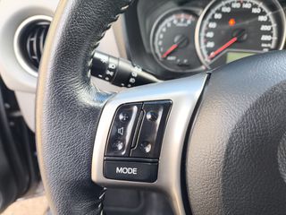 Toyota Yaris 2015 1.3 VVTI CAMERA-thumb-35