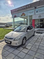 Hyundai i 30 2011