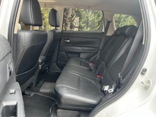 Mitsubishi Plug-in Hybrid Outlander 2013 Instyle+ 4WD-thumb-10