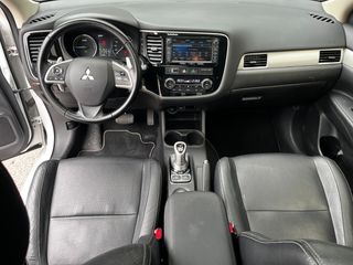 Mitsubishi Plug-in Hybrid Outlander 2013 Instyle+ 4WD-thumb-11