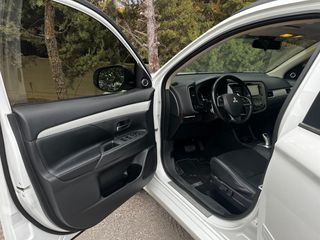 Mitsubishi Plug-in Hybrid Outlander 2013 Instyle+ 4WD-thumb-14