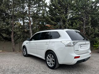 Mitsubishi Plug-in Hybrid Outlander 2013 Instyle+ 4WD-thumb-2
