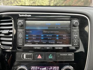Mitsubishi Plug-in Hybrid Outlander 2013 Instyle+ 4WD-thumb-21
