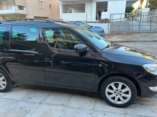 Skoda Roomster 2011 1.2 TSI-thumb-4
