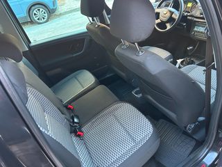 Skoda Roomster 2011 1.2 TSI-thumb-9