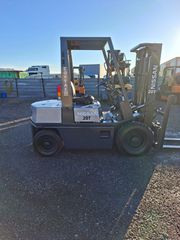 Nissan 2011 Nissan 2,0ton πλάγια μετατόπιση αυτόματο