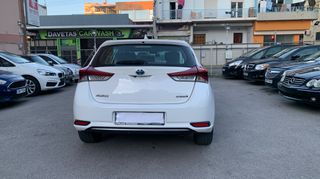 Toyota Auris 2018 FULL EXTRA-thumb-25