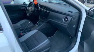 Toyota Auris 2018 FULL EXTRA-thumb-30