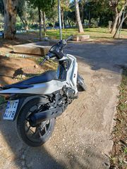 Yamaha CRYPTON-X135 2010-thumb-1