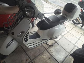 Piaggio Vespa GTS 300 2019 yacht club edition-thumb-3