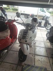 Piaggio Vespa GTS 300 2019 yacht club edition-thumb-4