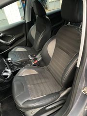 Peugeot 2008 2016-thumb-19