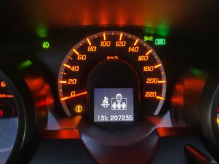 Honda Jazz 2011-thumb-12