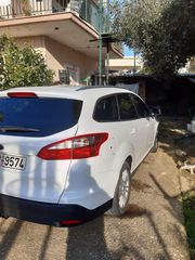 Ford Focus 2012-thumb-14