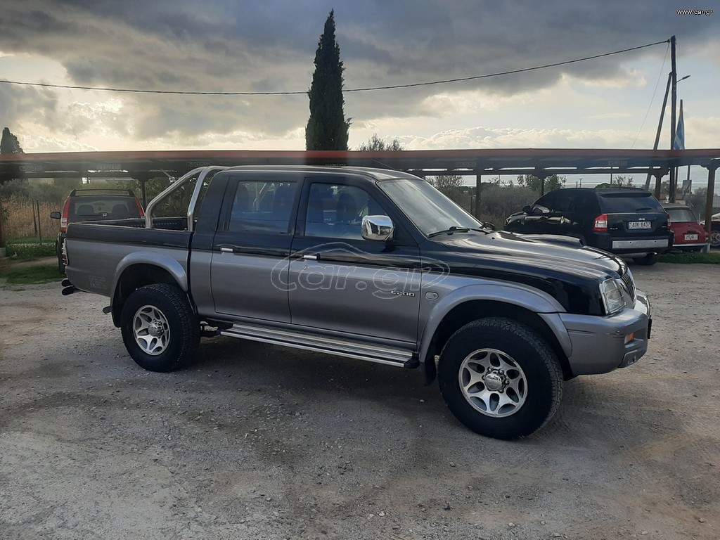Mitsubishi L200 2004