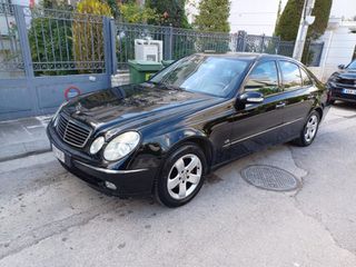 Mercedes-Benz E 240 2004 AVANTGARDE