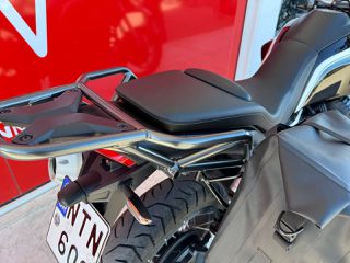 Moto Guzzi V 85 TT 2022 Guardia D'onore-thumb-17