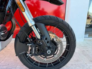 Moto Guzzi V 85 TT 2022 Guardia D'onore-thumb-38