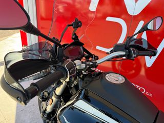 Moto Guzzi V 85 TT 2022 Guardia D'onore-thumb-22