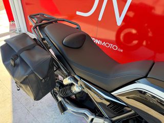 Moto Guzzi V 85 TT 2022 Guardia D'onore-thumb-10