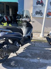 Piaggio Beverly 300 2020-thumb-2