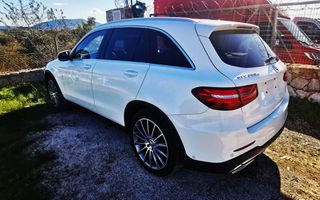Mercedes-Benz GLC 250 2015 4MATIC 9G-TRONIC AMG LINE-thumb-6