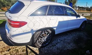 Mercedes-Benz GLC 250 2015 4MATIC 9G-TRONIC AMG LINE-thumb-4