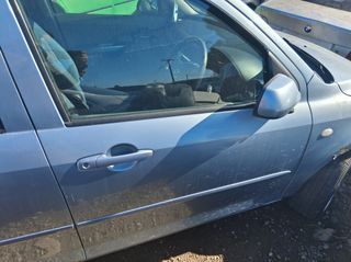 Mazda 2 2005