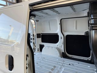 Nissan e-NV200 2021 e-NV200-thumb-10