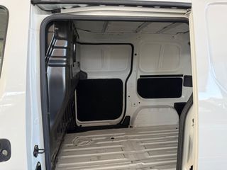 Nissan e-NV200 2021 e-NV200-thumb-24