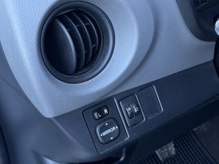 Toyota Yaris 2015 VAN 1,4 DIESEL-thumb-15