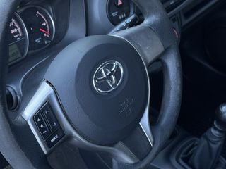 Toyota Yaris 2015 VAN 1,4 DIESEL-thumb-16
