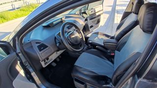 Citroen C4 2005-thumb-13