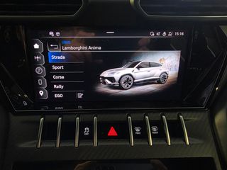 Lamborghini Urus 2023 PERFORMANTE 60ANIVERSARIO-thumb-43