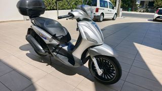 Piaggio Beverly 300 2021-thumb-5