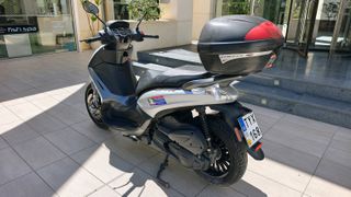 Piaggio Beverly 300 2021-thumb-2