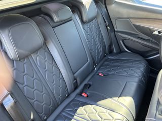 Peugeot 3008 2022 1.6 GT-Line-thumb-13